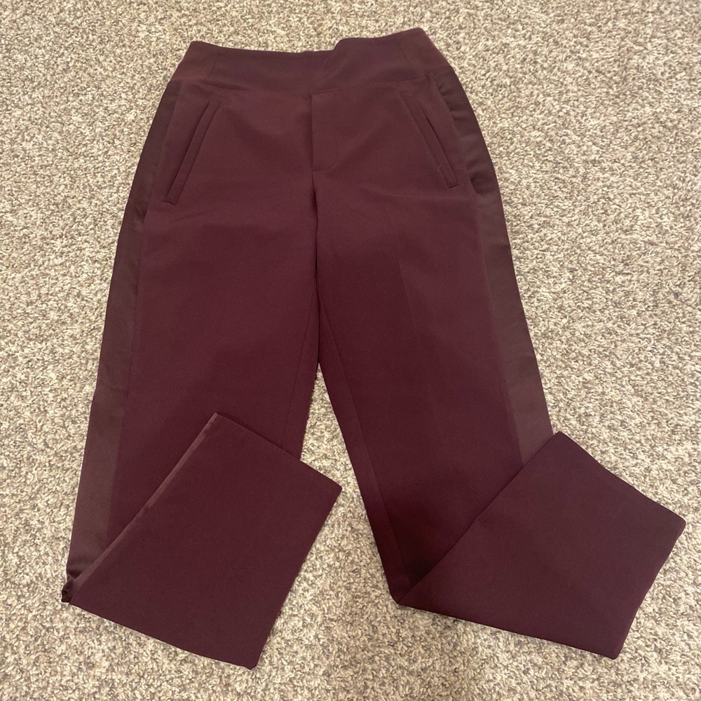 Athleta Satin side strip pant